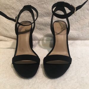 Mix no. 6 block heel size 8 black trima NIB